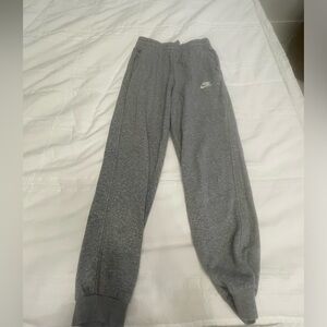Nike fleece sweatpants size: large